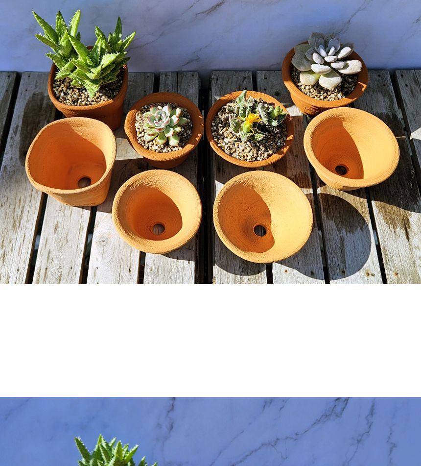 이랑 국내산 수제 토분 M15 다육 수공예 화분 통기/다육이토분/예쁜화분/원예용품/정원용품/분갈이화분/분