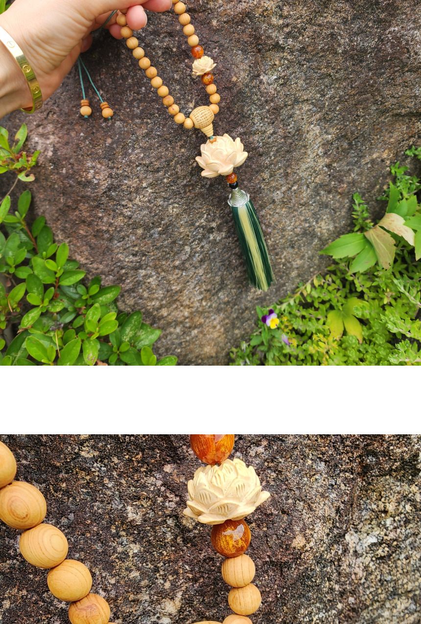 핸드메이드 수술달린 연꽃 길운 차걸이 이사 선물/염주/차량염주/기어봉염주/나무염주/불교/불교용품/불교
