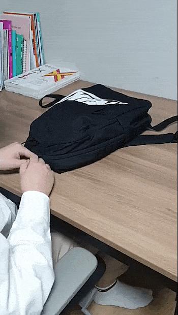 QR거치대/줌수업/타블릿거치대/화상수업/탁상용거치대/휴대폰거치대/스마트폰거치대/태블릿거치대/폰스탠드